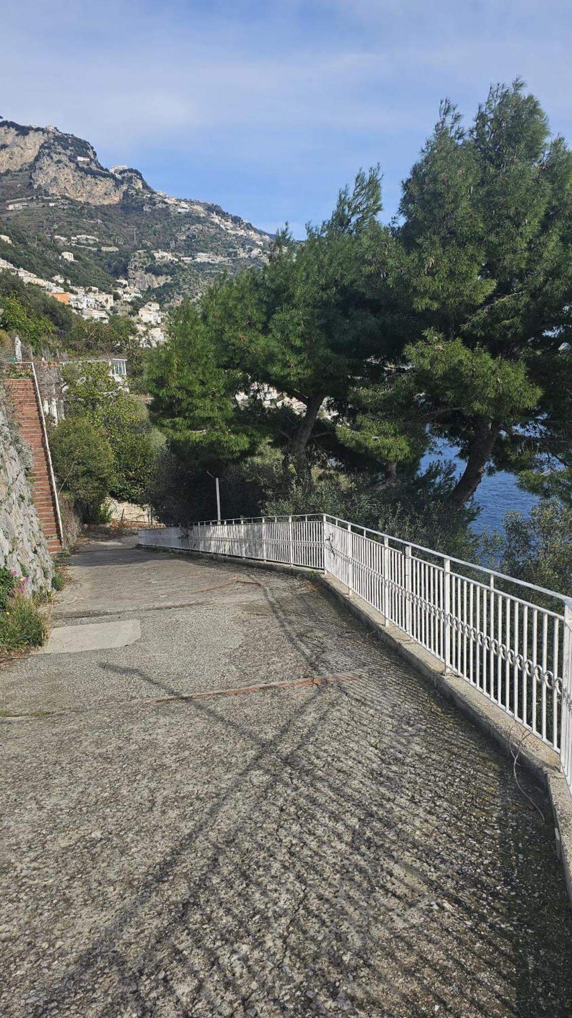 Casa La Scogliera Lägenhet Praiano Exteriör bild