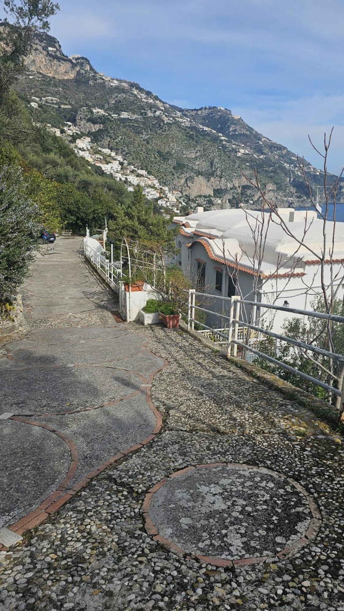 Casa La Scogliera Lägenhet Praiano Exteriör bild